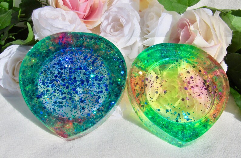 Unique Gift Rainbow Handmade Resin Teardrop Ashtray Pride Ashtray Candle Holder Ring Dish Beautiful Rainbow Soap Dish