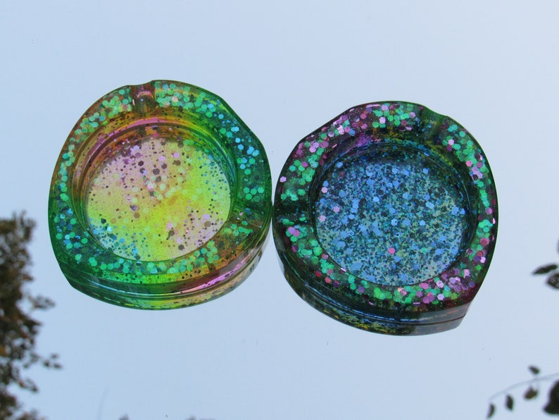 Unique Gift Rainbow Handmade Resin Teardrop Ashtray Pride Ashtray Candle Holder Ring Dish Beautiful Rainbow Soap Dish