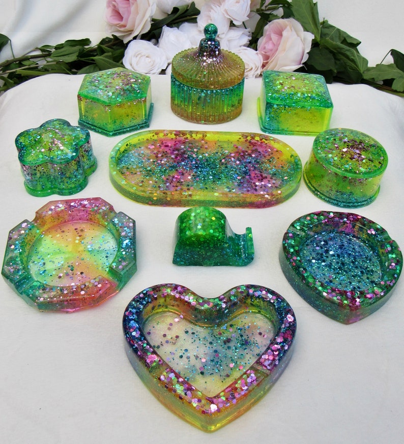 Unique Gift Rainbow Handmade Resin Teardrop Ashtray Pride Ashtray Candle Holder Ring Dish Beautiful Rainbow Soap Dish
