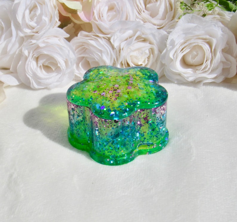 Stash Box with Glitter Sparkling Green Flower Shaped Box With Lid Stunning Jewelry Box Resin Flower Jar Multi-colored Trinket Box