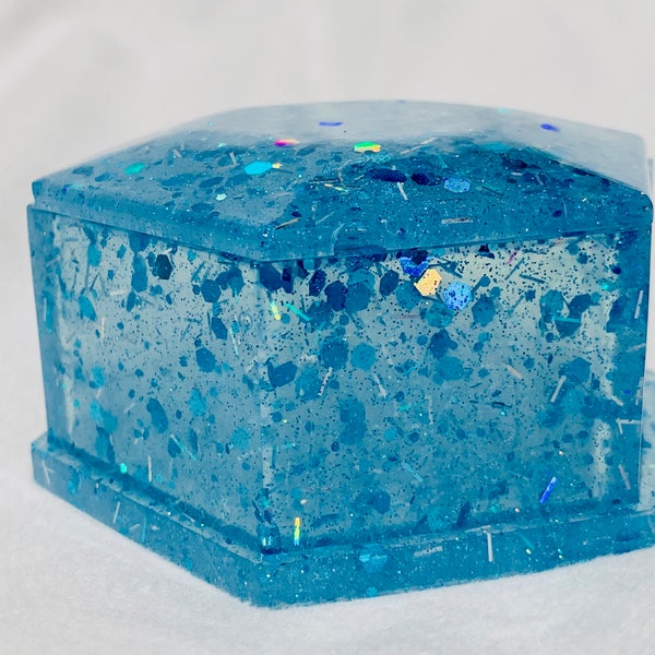 Winter Blue Resin Jewelry Box, Mother's Day Gift, Handmade Aquamarine Resin Jewelry Box With Stunning Sparkles, Glitter Trinket Box With Lid