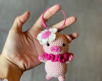 KNITTED toys baby pig with white flower, Crochet pig,cute doll, woodland animals knitted toys,Crochet Bagcharm,Crochet Keychain