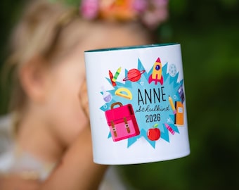 Ceramic mug, white interior and colored handle, "Schoolchild 2026" with personalized name, back-to-school gift
