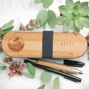 Case, pencil case, box for pens made of felt with wooden lid and personalized engraving, gift for students dad mom 3) Blume & Name