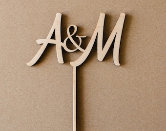 Cake Topper Name Hochzeit, personalisiert mit 2 Initialen, Hochzeitdeko Torte, Kuchendeko Hochzeit, Caketopper, Tortenstecker