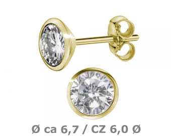 333 Gold 8kt 1 pair of stud earrings 6.7mm w. Zirconia Earrings