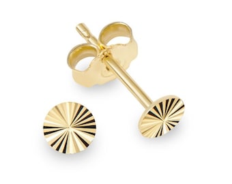 333 Gold 8kt 1 Pair of Stud Earrings 3.8 mm Diamond Cut Earrings