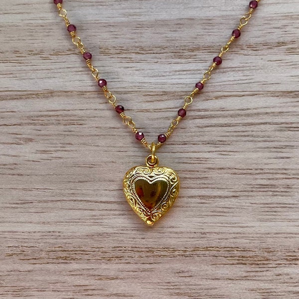 Garnet dainty gold heart necklace