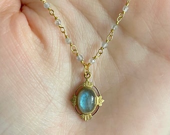 Vintage labradorite necklace