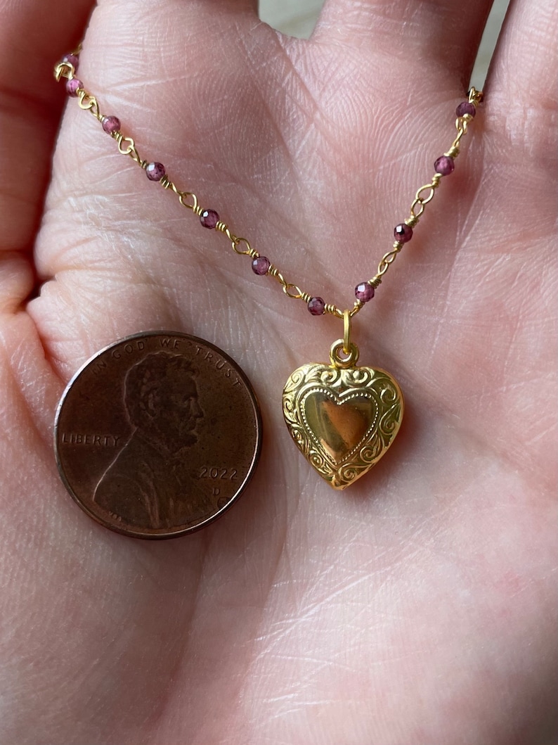 Garnet dainty gold heart necklace image 2