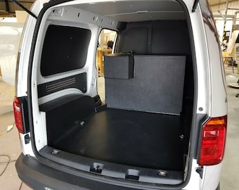Full Van Lining in Black Polypropylene