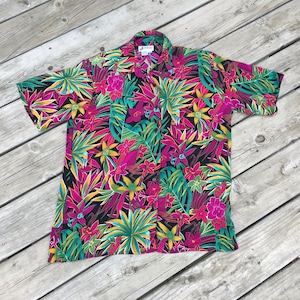 Vintage Size 10  Polyester Tropical Hawaiian Button Up Shirt
