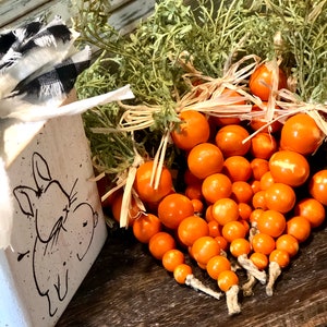 Carrots,Prim Carrots,Wood Bead Carrots,Easter Carrots Set of 4,Farmhouse Easter,Easter Ornament,Spring Tiered Tray,Bowl Filler,Rustic Easter