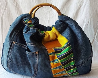 Purse bag in recycled jeans, scrap of wax, wooden handles