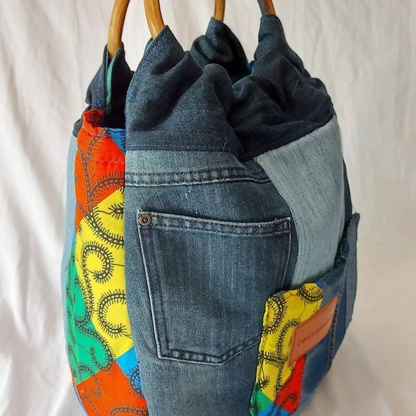 Sac en jeans recyclés, wax imprimé africain coloré, anses en ROTIN