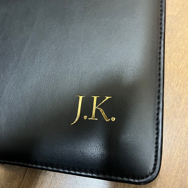 Personalized Padfolio. Writing case with calculator. Black faux leather. Great gift for offices, clients, students and executives.