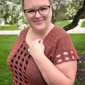 Iris Tee, Crochet Pattern
