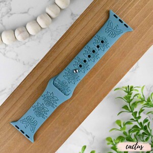Butterfly, Floral, Flowers, Mom, Mama, Cute Engraved Apple Watch Band for a Woman, Compatible with Series 1-9, SE, SE2, Ultra – 38mm to 49mm