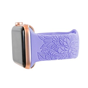 Wildflower Engraved Apple Watch Band, Botanical Floral Watch Strap, Garden Lover Gift for Her image 3