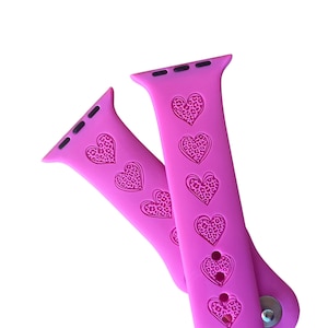 Leopard Print Hearts, Cheetah Print Engraved Apple Watch Band for a Woman, Compatible with Series 1-9, SE, SE2, Ultra – 38mm to 49mm