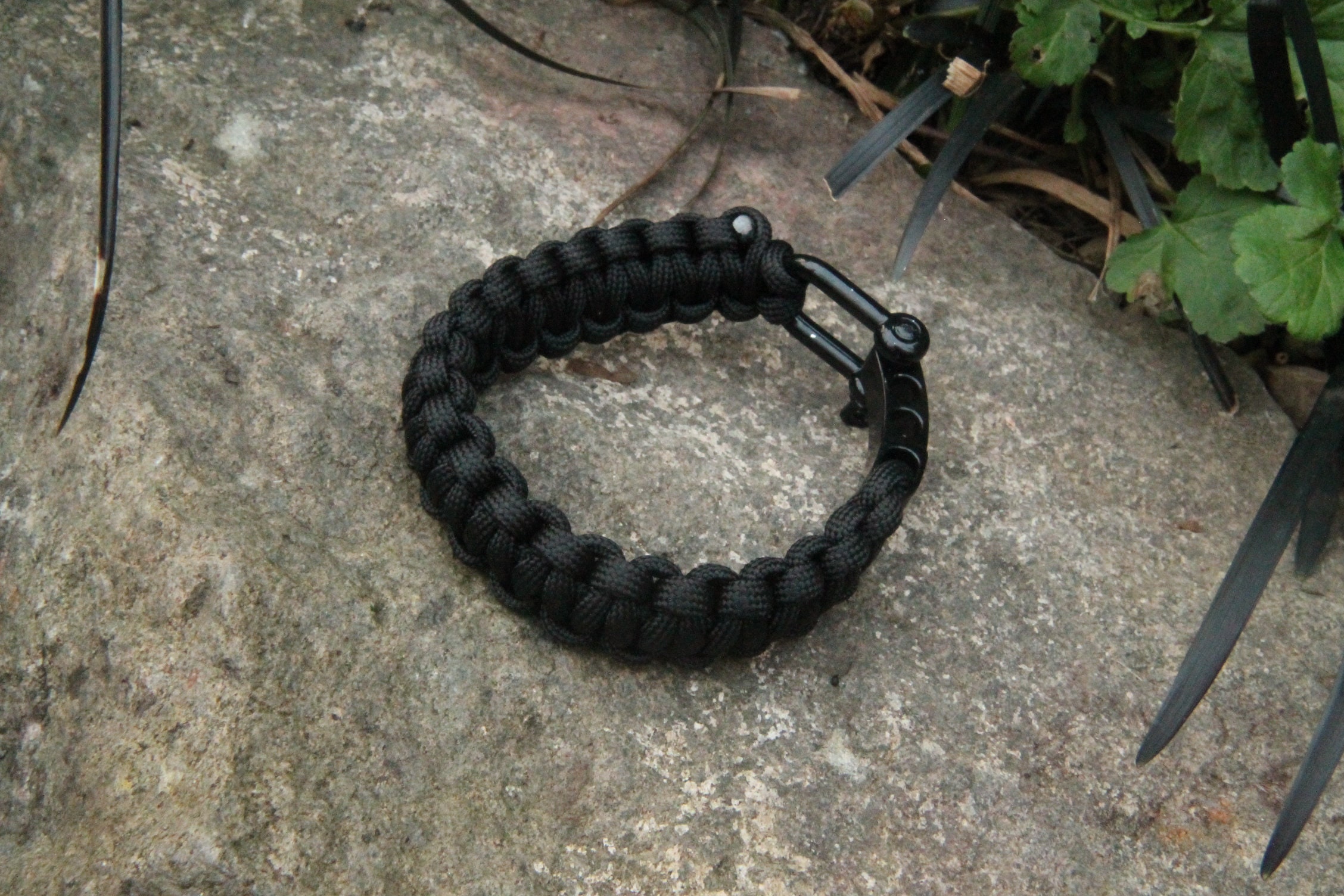 Cobra Bracelet Genuine 550 7 Core Paracord Bracelet, Survival Camping  Hiking EDC. UK Handmade -  UK
