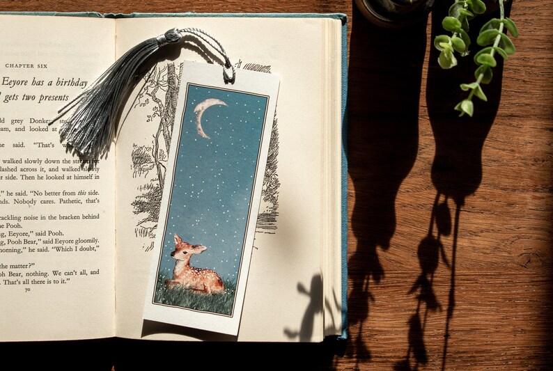 Deer in the Snow Watercolour Bookmark image 4