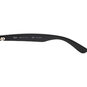 Occhiali da sole Ray-Ban solo montatura RB 2132 New Wayfarer 945/57 Honey Crystal/Black Square Italia 55 mm immagine 8