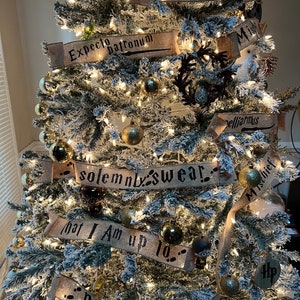 7 Stück Harry Christmas Ribbon, Weihnachtsband, Harry Potter, Weihnachten, Pottery, Weihnachtsbaumband, 7 Ribbon-Lettes, Burlap Dekorationen Hogwarts
