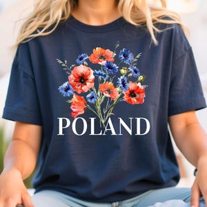 Floral  poppy Poland t-shirt, Polish gifts, Floral Poland shirt, Polish tee shirt, Gifts for polish women, Gift idea for a polish mom