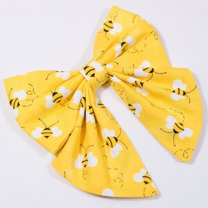 Bees’  pet sailor bow, dog bow, pet bow, dog accessories, pet accessories
