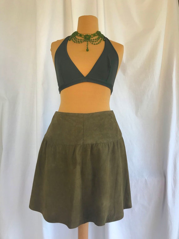 Original Vintage 80s, soft suede mini skirt, flar… - image 9