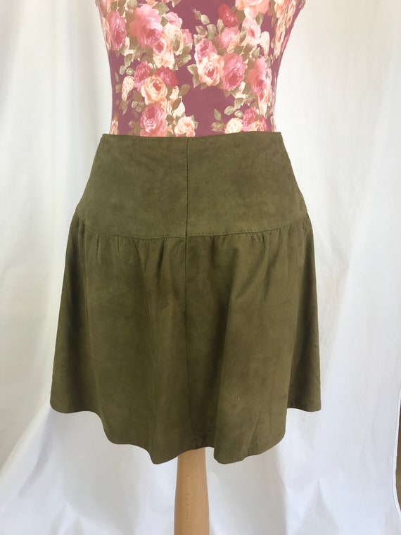 Original Vintage 80s, soft suede mini skirt, flar… - image 2