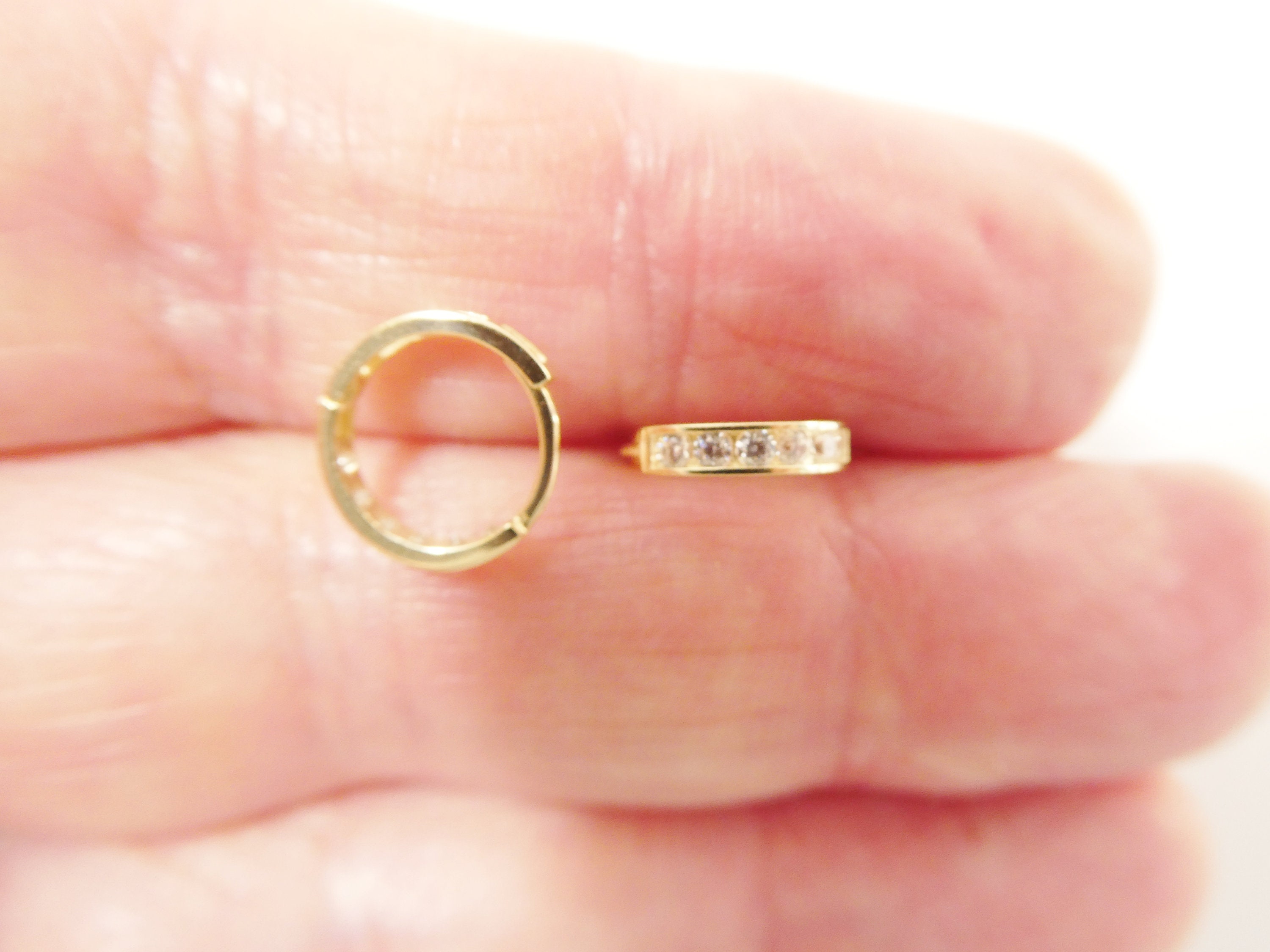 real 10k solid yellow gold earring 8MM / cartilage daith tiny hoop huggie earring