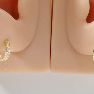 Véritables boucles d'oreilles en or jaune massif 10 carats et cz / créoles en cartilage daith