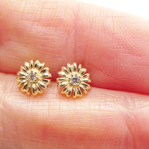 real 10k solid yellow gold floral push post earrings
