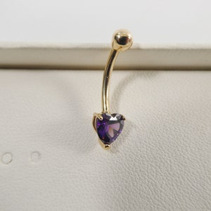 Piercing all&#39;ombelico in vero oro giallo massiccio 14k da 6 mm con pietra ametista a forma di cuore