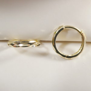 real 10k solid yellow gold 11.8mm laser cut hoop huggie earring