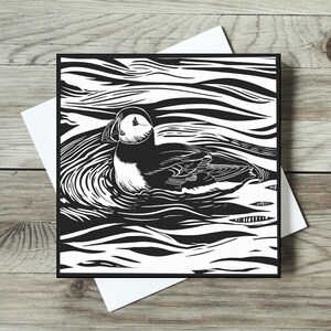 Puffin no mar Cartão de felicitações, cartão de aniversário, vida selvagem britânica, cartão de felicitações da vida selvagem, cartão de felicitações de pássaros, cartão de dia das mães