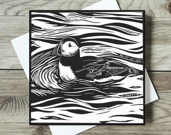Carte de voeux macareux sur la mer, carte d'anniversaire, faune britannique, carte de voeux faune, carte de voeux oiseau, carte de fête des mères