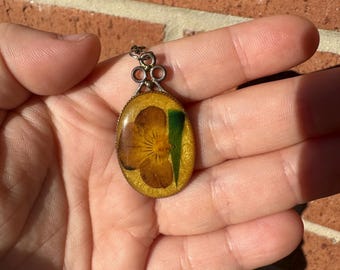 Vintage Dried Flower Pendant Necklace - 14 inch Chain