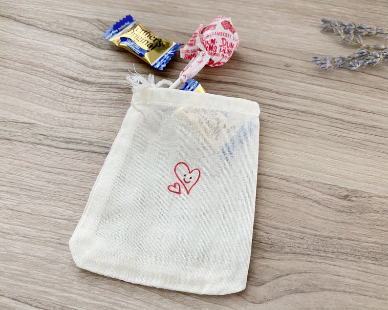 Hand Painted Gift Bags Bridesmaid Gift Bag Valentines Gift Card Holder Jewelry Gift Bags Environmental Friendly Valentines Treat Bags