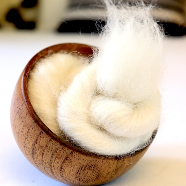 White Alpaca Roving | Alpaca Wool Fiber | Hand spinning | Soft | Luxury | Spin your own yarn | DIY Yarn | Needle felting