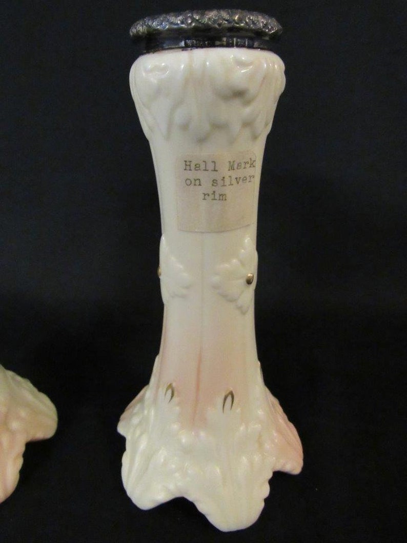 Pair of Locke /& Co Worcester Bud Vases Blush Ivory Pair 6 38 Porcelain Vases 1895-1900 Silver Rims Marked