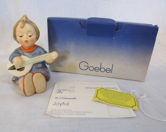 Hummel 53 Joyful TMK 6 Girl Playing Banjo Goebel Figurine in Original Box 1980