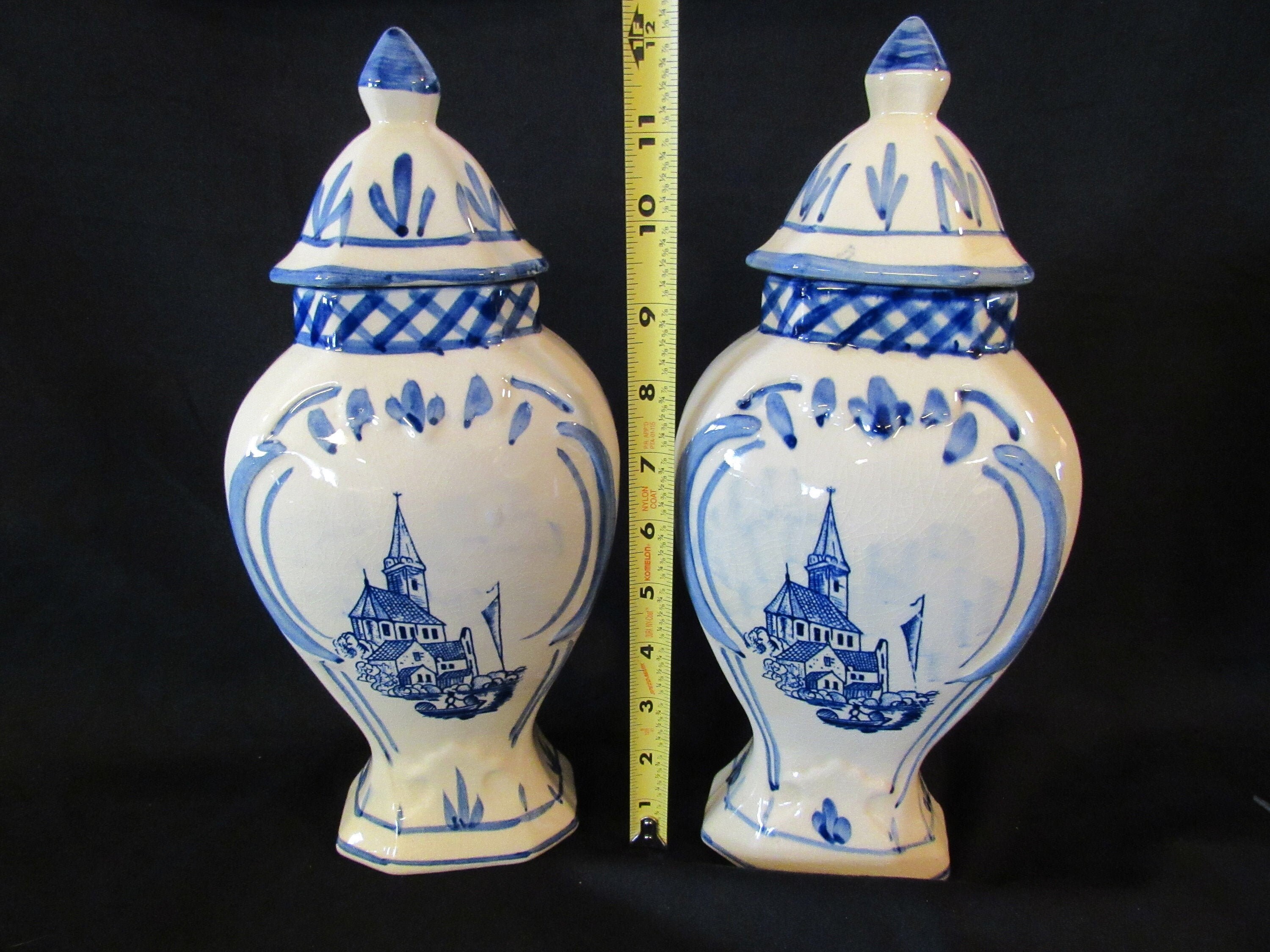 Delft blue handpainted holland