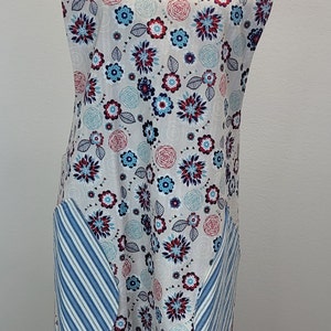 Women&#39;s reversible crossback apron - no ties - 2 aprons in 1 - modern red and blue floral print cotton and French ticking - huge pockets