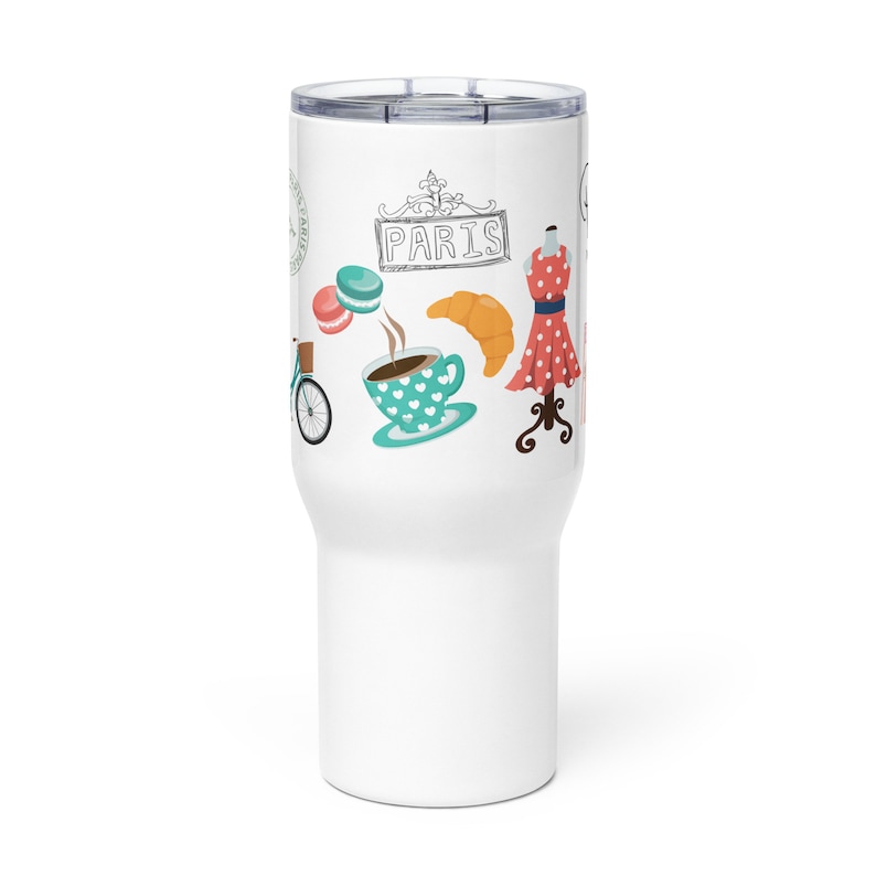 Travel mug with a handle