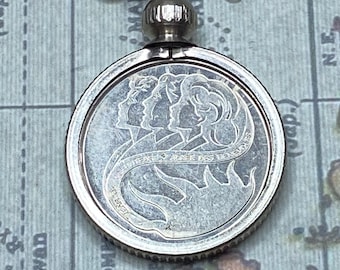 Canada 10 Cent Coin Pendant Necklace 2001 Commemorative Coin Year of the Volunteers Canadian Dime Coin Pendant