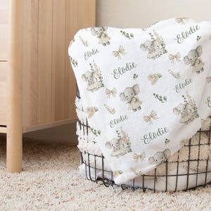 Baby Girl Elephant Blanket, Personalized Floral Elephant Name Blanket, Baby Keepsake, Boho Floral, Baby Shower gift, Girl Elephant B366