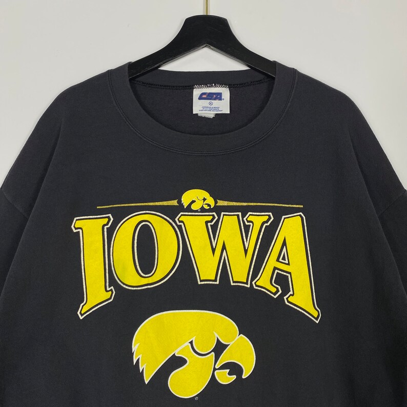 Vintage University Iowa Sweatshirt Iowa Hawkeyes Crewneck Iowa Hawkeyes